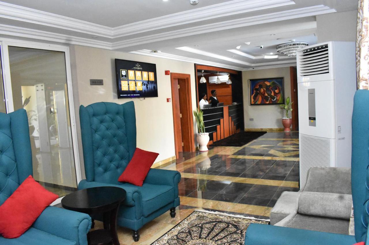 Qualibest Grand Hotels Abuja Exterior foto