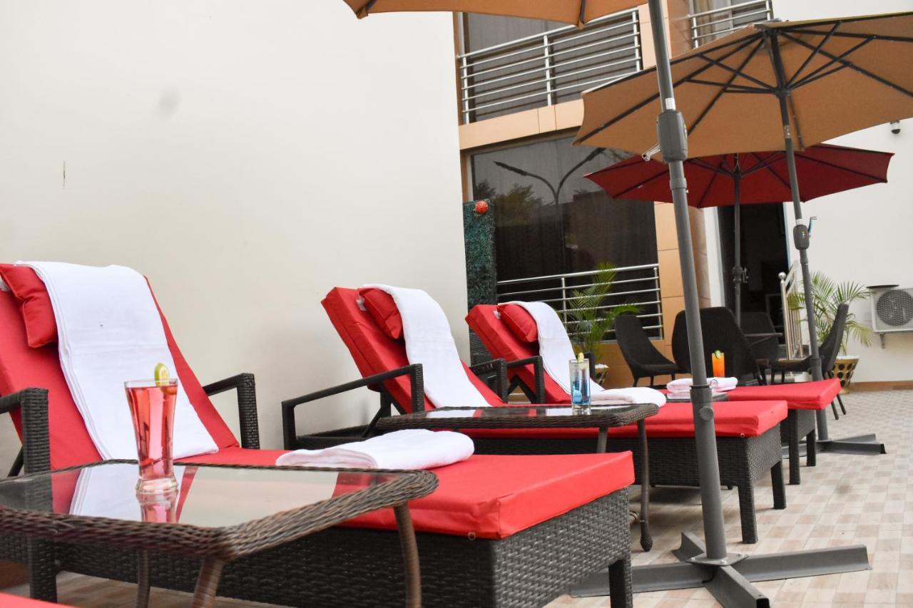 Qualibest Grand Hotels Abuja Exterior foto