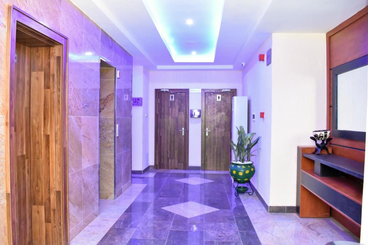 Qualibest Grand Hotels Abuja Exterior foto