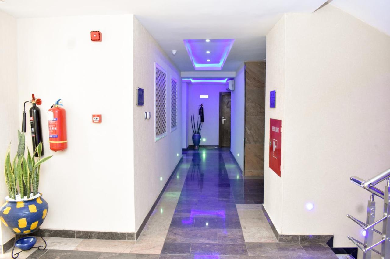 Qualibest Grand Hotels Abuja Exterior foto